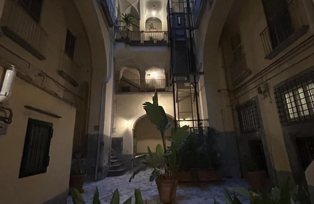AnNì apartment Chiaia-1