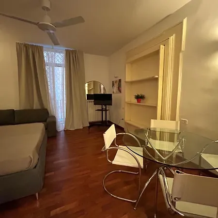 AnNì apartment Chiaia-2